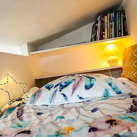 Apartment Spacious Loft Saint Michel Paris
