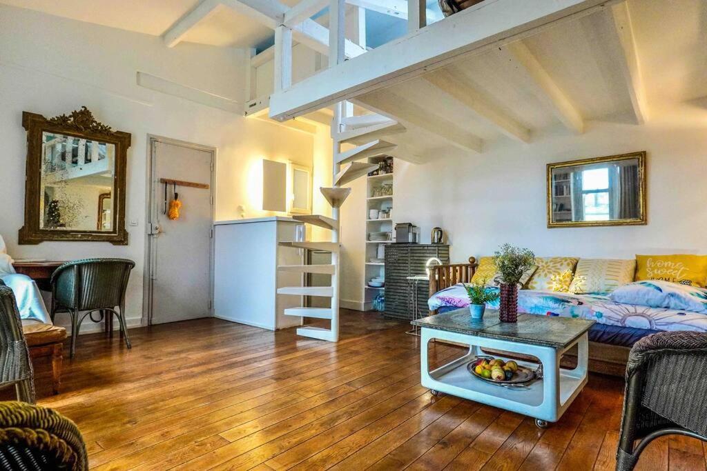 Spacious Loft Saint Michel Appartamento
