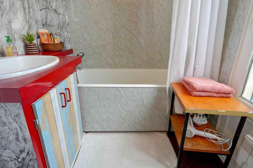 Spacious Loft Saint Michel * Parigi